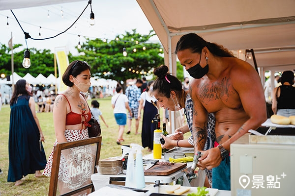 美食攤位「肉meat」。