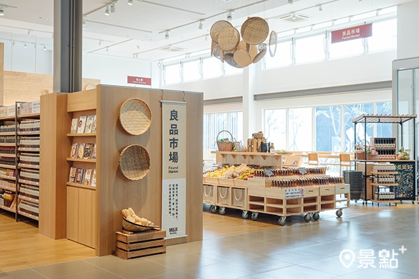 岡山門市打造高雄地區最大「良品市場」 。 岡山門市打造高雄地區最大「良品市場」 。