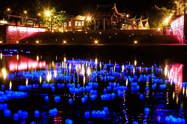 七夕祈緣祭「傳藝藍眼淚」夢幻回歸。(圖/國立傳統藝術中心) 七夕祈緣祭「傳藝藍眼淚」夢幻回歸。(圖/國立傳統藝術中心)