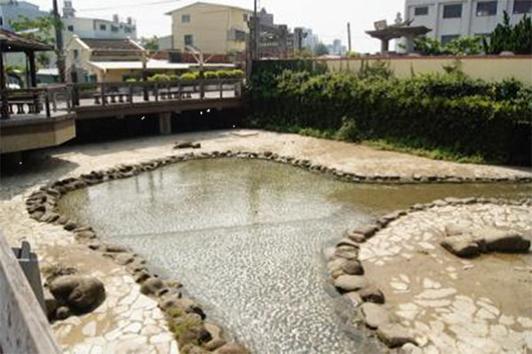 季節限定的龍巖冽泉。(圖／國家自然公園管理處)