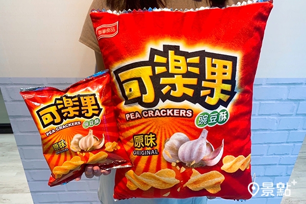 可樂果擬真抱枕歡樂包,389元/組 可樂果擬真抱枕歡樂包,389元/組