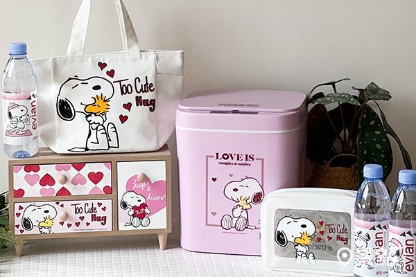 SNOOPY系列感應式垃圾桶,799元/個 SNOOPY系列感應式垃圾桶,799元/個