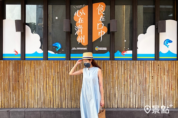 濟州觀光公社與涓豆腐推出快閃店，店外就有濟州島意象的視覺可以拍照打卡。(圖／濟州觀光公社、涓豆腐)