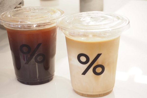 %Arabica台北首店開幕,第二天起每人限購4杯。(圖/景點+ 張盈盈) %Arabica台北首店開幕,第二天起每人限購4杯。(圖/景點+ 張盈盈)