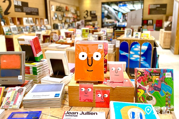 IG擁百萬粉絲的超人氣法國藝術家Jean Jullien首本作品集。