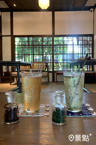 焙茶蘭姆酒調酒、煎茶琴酒調酒。 焙茶蘭姆酒調酒、煎茶琴酒調酒。