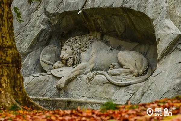 知名景點「卡貝爾橋」及「垂死的獅子雕像」