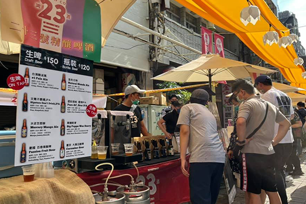 大墩鈴蘭通啤酒節集結全台超人氣精釀啤酒。（圖／大墩鈴蘭通啤酒節）