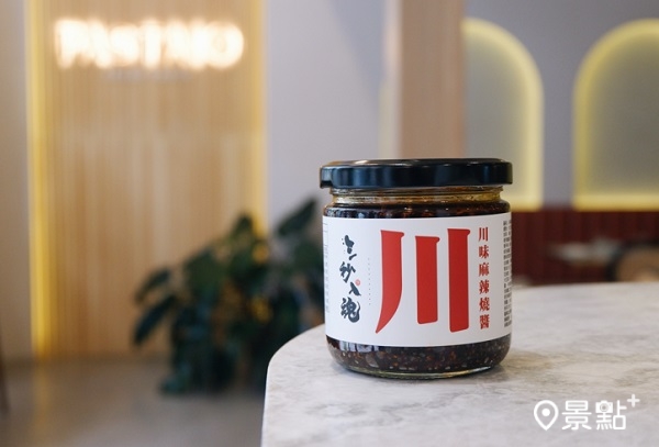 三秒入魂川味麻辣燒醬。 三秒入魂川味麻辣燒醬。