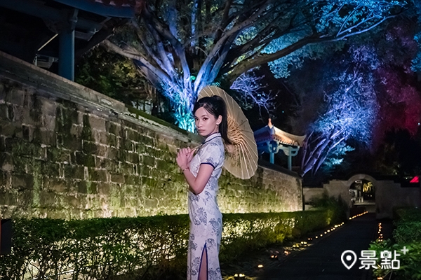 林家花園「繽紛光廊」光環境展演，將呈現與新北歡樂耶誕城燈區截然不同的唯美風情。